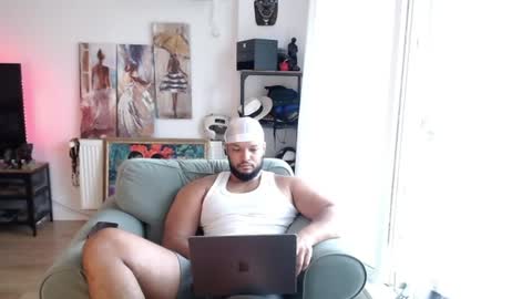 Kingsley online show from July 24, 3:37 am