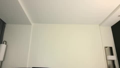 13glanmorfa online show from December 14, 6:09 am