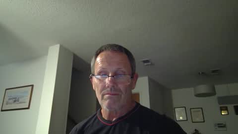 Snapshot of 13glanmorfa chatting on January 6, 4:04 am 13glanmorfa online show from January 6, 4:04 am