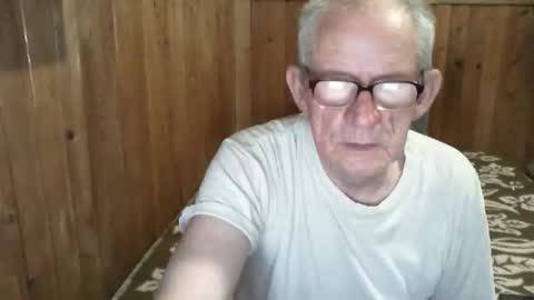 19georg54 online show from March 28, 7:58 pm