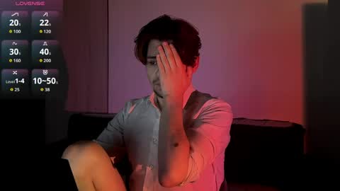 1roberttt online show from May 23, 9:53 pm
