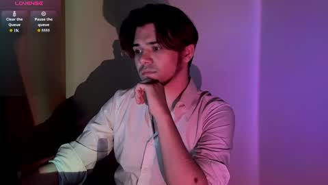 1roberttt online show from June 22, 10:14 pm