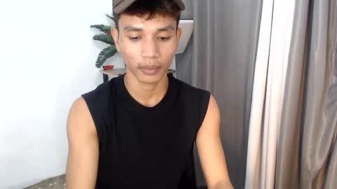 1sweetloverxx online show from June 6, 2:01 pm