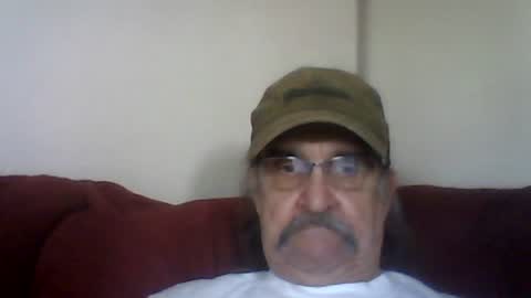 1valentine online show from August 3, 5:52 pm