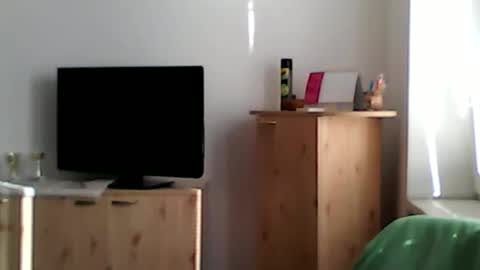 Snapshot of 1vaso chatting on September 18, 7:10 am 1vaso online show from September 18, 7:10 am