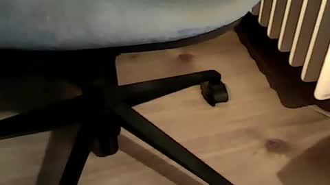 Snapshot of 1vaso chatting on December 6, 7:01 pm 1vaso online show from December 6, 7:01 pm