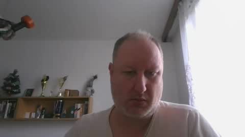 Snapshot of 1vaso chatting on December 15, 7:57 am 1vaso online show from December 15, 7:57 am