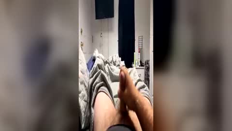 20yrold2001 online show from June 13, 2:48 pm