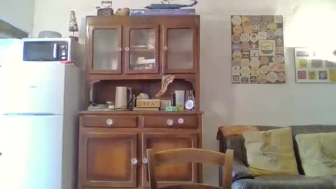 22esserre online show from March 2, 12:56 pm