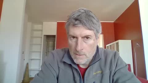 22esserre online show from February 20, 1:19 pm