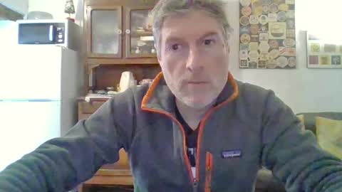 22esserre online show from February 14, 11:42 am