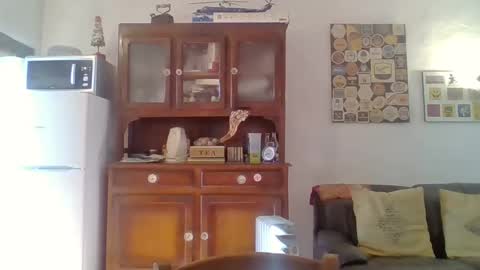 22esserre online show from January 13, 12:13 pm