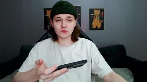 Eleot online show from March 31, 4:09 pm