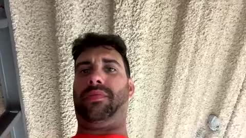 3legs online show from July 22, 3:04 pm