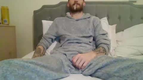 420feetloverr420 online show from February 24, 10:54 pm