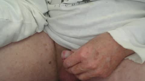 4skin44skin online show from August 4, 4:07 am