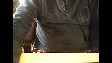 Snapshot of 69desamor chatting on March 1, 9:40 am 69desamor online show from March 1, 9:40 am