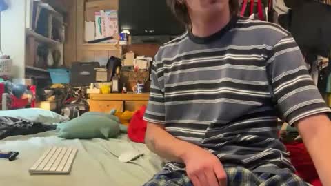 FUCKR online show from December 14, 9:33 pm