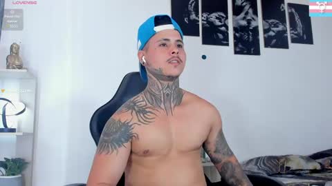 Stefan online show from May 19, 3:29 pm