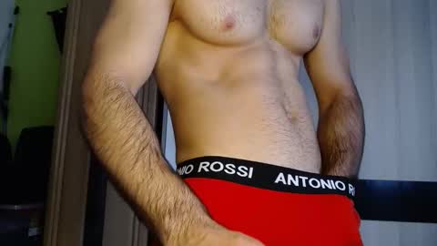 Snapshot of 8000zuerich chatting on October 17, 9:24 am Nicolas online show from October 17, 9:24 am