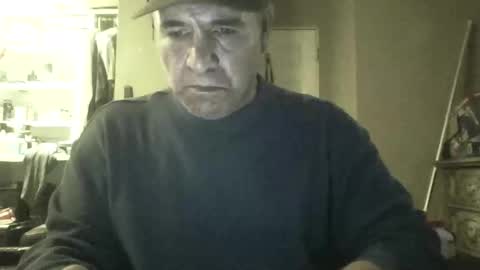 8inchthrobbincock online show from December 19, 7:27 am