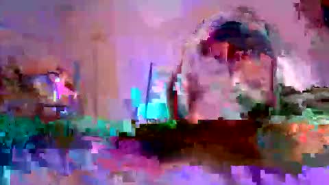 8intenn online show from January 13, 9:02 am