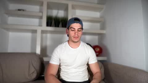 Snapshot of _aesthetic chatting on September 29, 1:41 pm _aesthetic online show from September 29, 1:41 pm