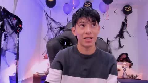 Alexander online show from October 31, 12:52 pm