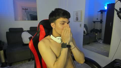 B L A K E online show from January 2, 1:38 am