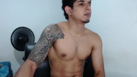  crissgex  online show from July 31, 2:33 am