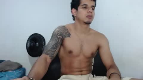  crissgex  online show from August 2, 1:26 am