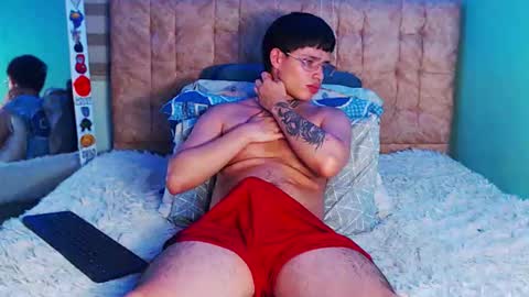 mod online show from March 19, 5:32 am