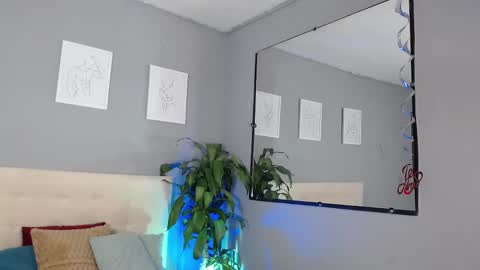 _king_hot1_ online show from February 19, 6:43 pm