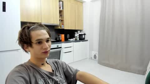 Snapshot of _kurt chatting on October 29, 12:13 am Kurt online show from October 29, 12:13 am