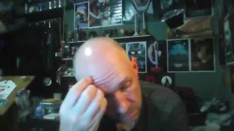 That guy online show from June 5, 2:05 am