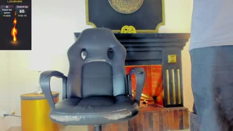 _maximo_1 online show from June 23, 1:54 am