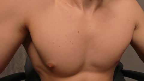 Milk Boy online show from December 4, 4:05 pm