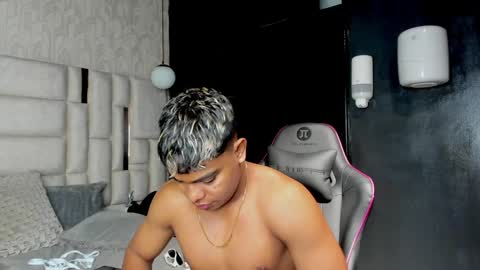 _sammy_ice online show from January 27, 1:16 am