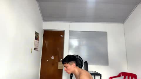 Juan Pablo-independent model online show from November 14, 7:15 pm