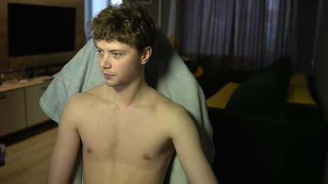 OLIVERERENMARCUSpvt is open online show from February 4, 12:11 pm