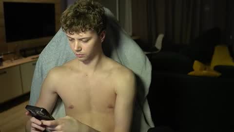 OLIVERERENMARCUSpvt is open online show from January 16, 12:19 pm