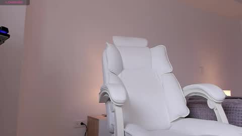 STIVEN online show from February 2, 3:42 pm