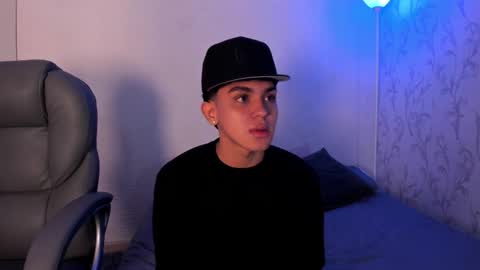 _taylorblack online show from December 16, 11:28 am