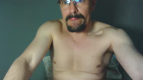 _yjesneth2011 online show from October 7, 1:32 am