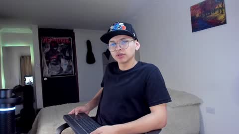 alejo online show from December 7, 8:22 am