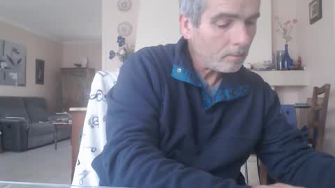 Aalex1717 online show from December 3, 9:37 am