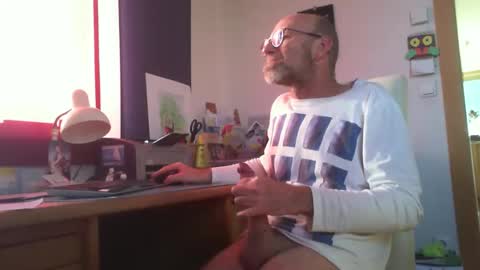 Amigo68 online show from December 19, 10:34 am