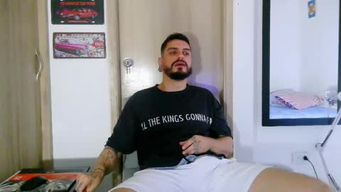 Aaron kwok online show from March 26, 1:53 am