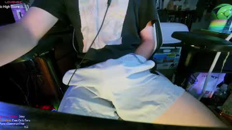 Aaron Skeetman online show from July 14, 5:55 am