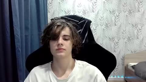 Snapshot of abbysal_blade chatting on January 12, 1:42 am abbysal_blade online show from January 12, 1:42 am